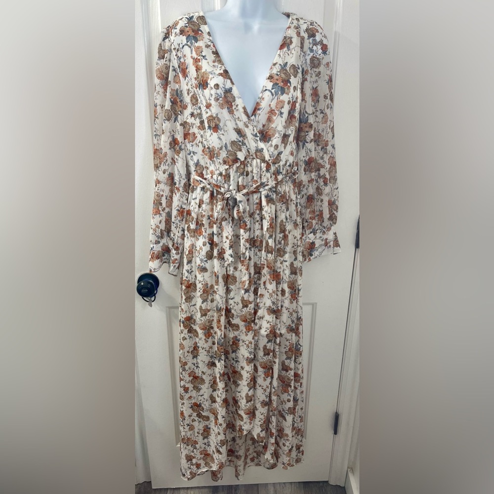 High-low dress with V neck